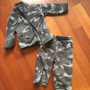 Matching fleece set